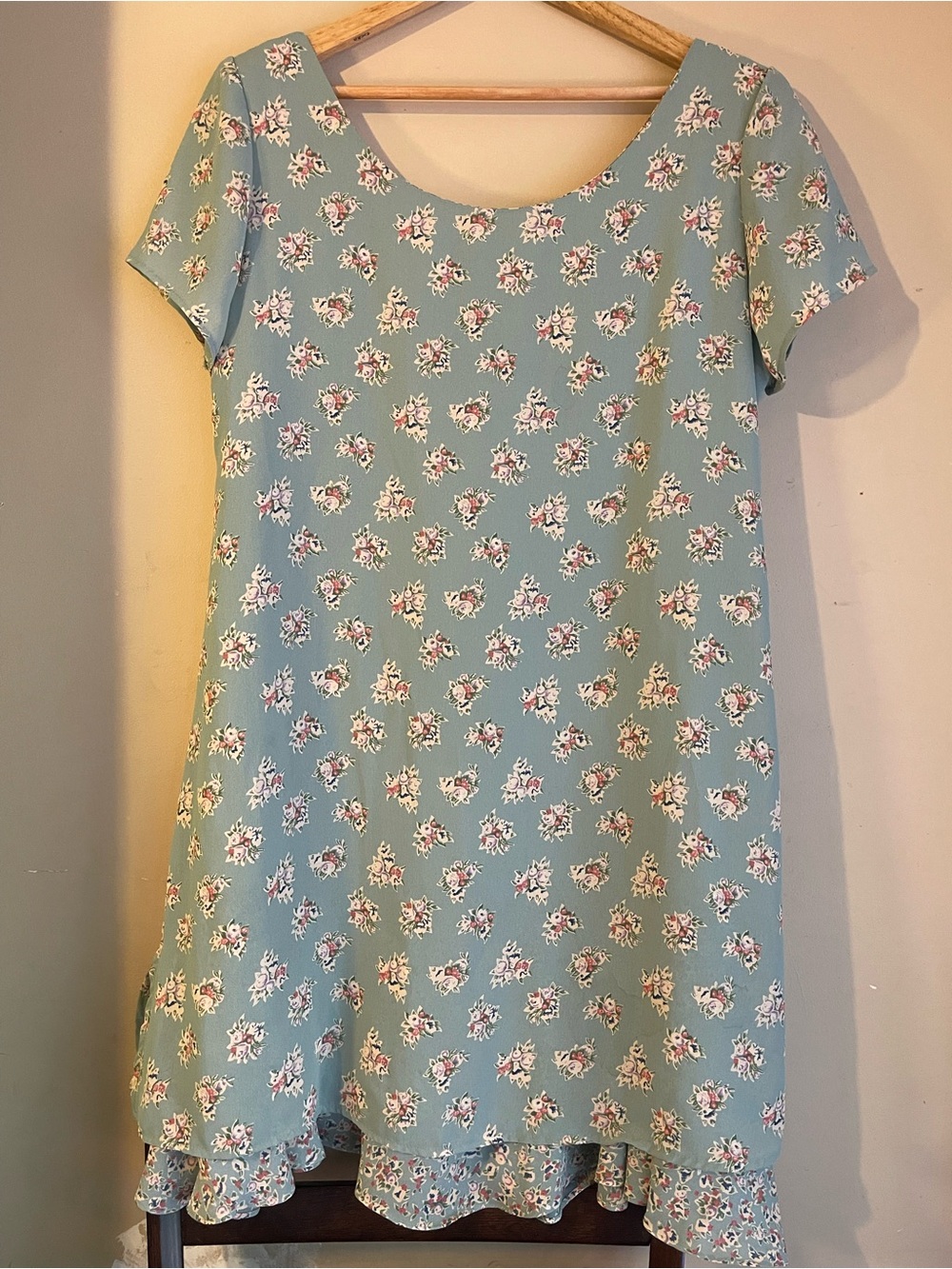 Vintage 90s Sage Green Floral Layered Ruffle Hem Shift Dress Vintage 12 M